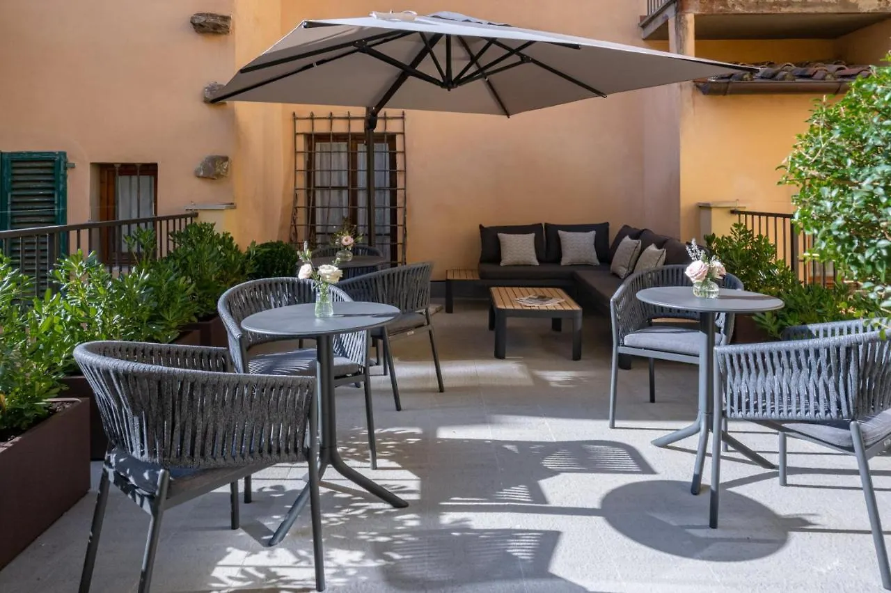 Apartments Florence - Palazzo Signoria Luxury Apartments 6 0*,